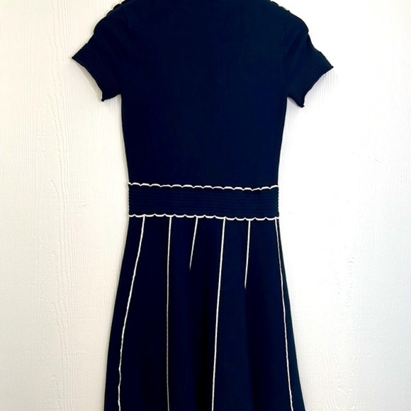 Draper James - Navy Fit & Flare With Scalloped Detail Pleated MIDI Dress Size XS - Picture 12 of 12